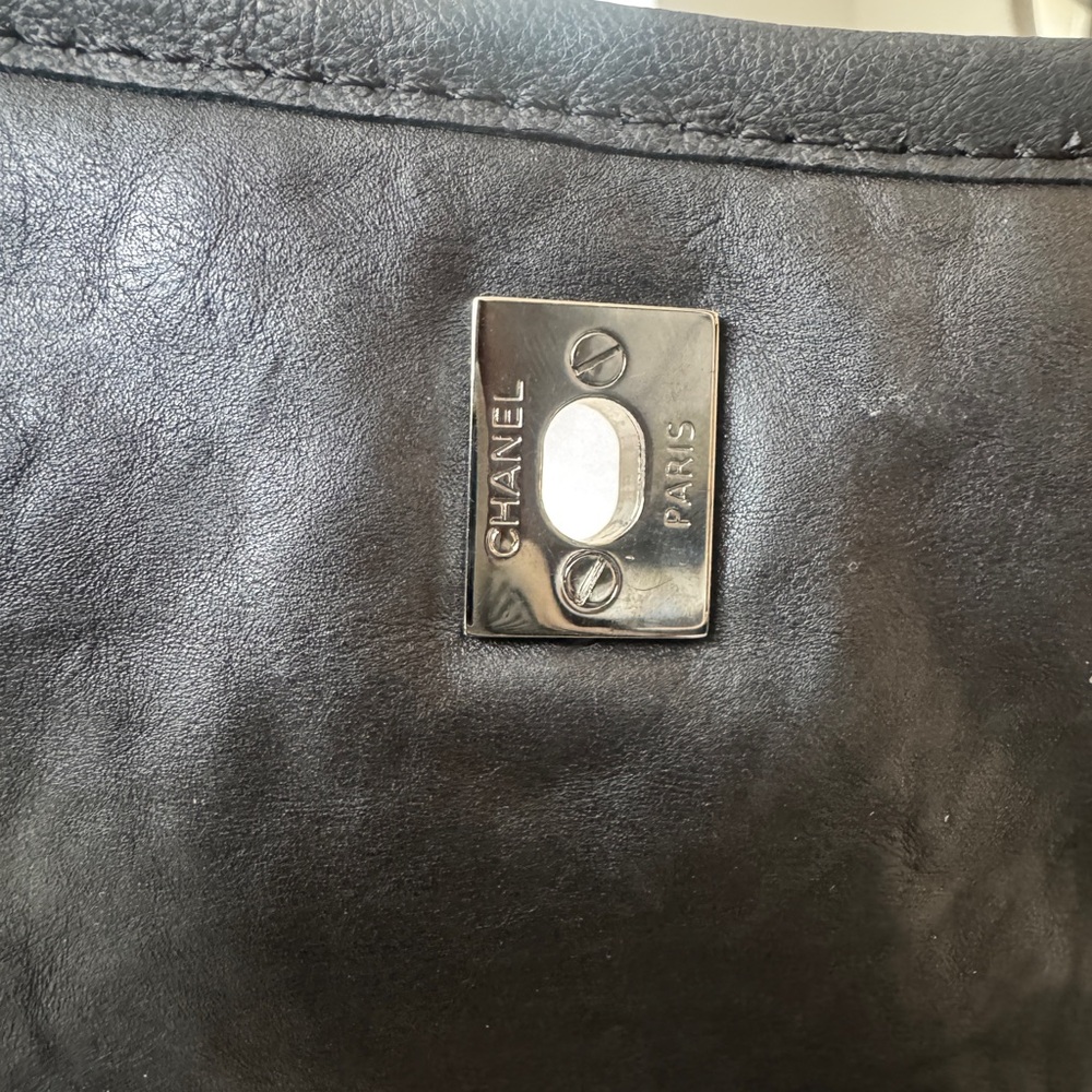 Chanel black calfskin natural beauty classic flap bag exellent condition - Picture 11 of 16